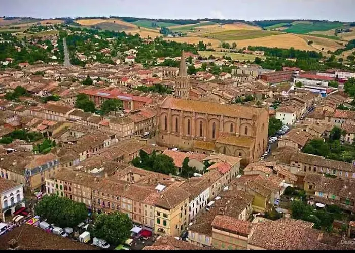 Σπίτι διακοπών Maison Moderne Avec Piscine Beaumont-de-Lomagne
